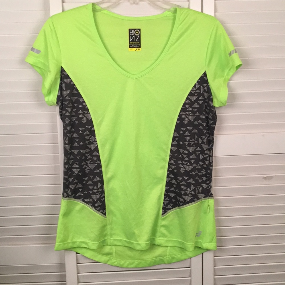 🌻BCG Lime Green 360 Reflective Shirt. Be SAFE! Size M